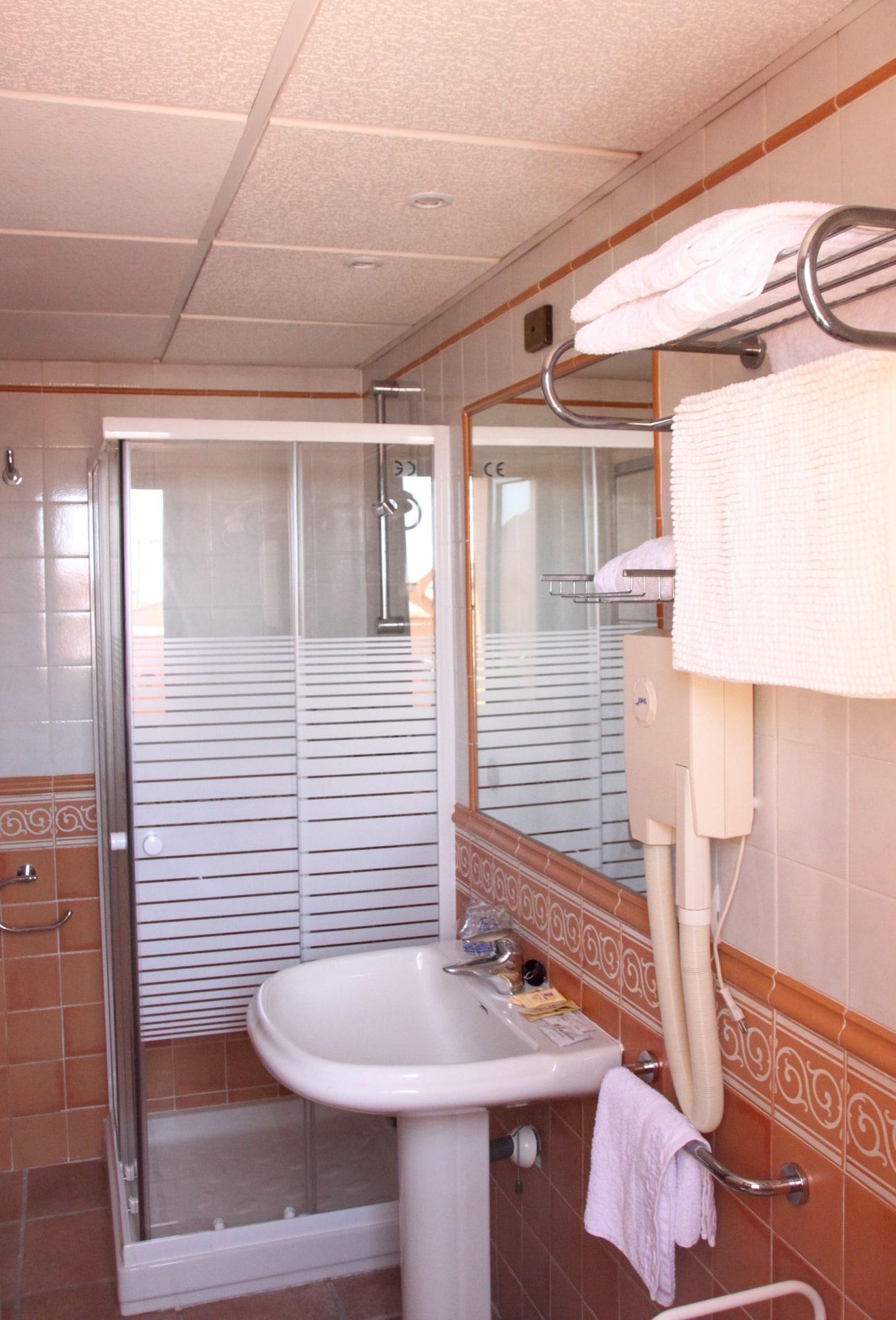 Doña Catalina Hotel 3*
